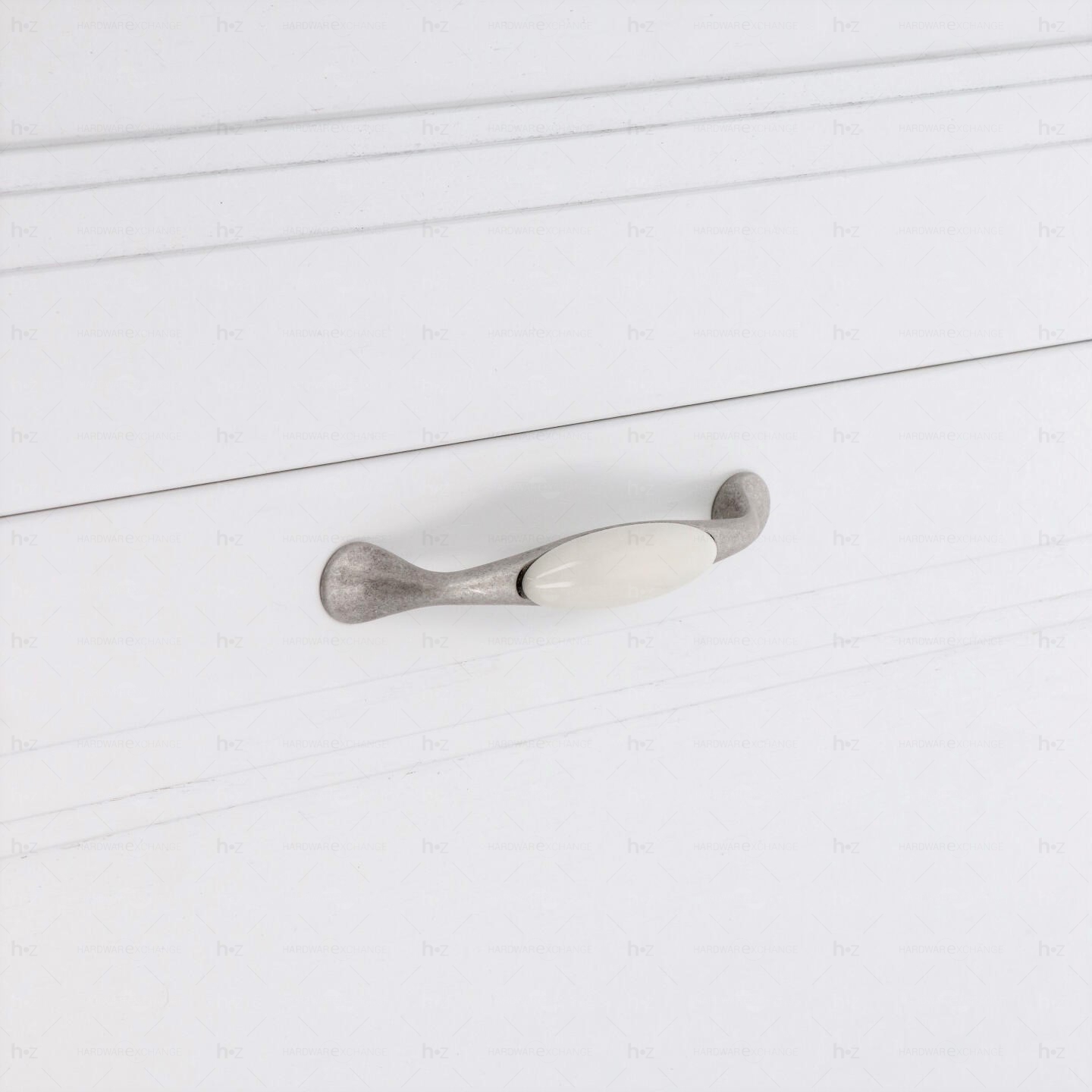 Poignée pour meubles en zamac et porcelaine Entraxe 128 Vieil argent rayé Lot de 25 - immagine 5