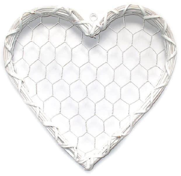 Coeur en osier et grillage 30x30 x h2cm a suspendre BLANC