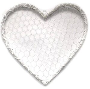 Coeur en osier et grillage 50×50 x h2cm, a suspendre BLANC