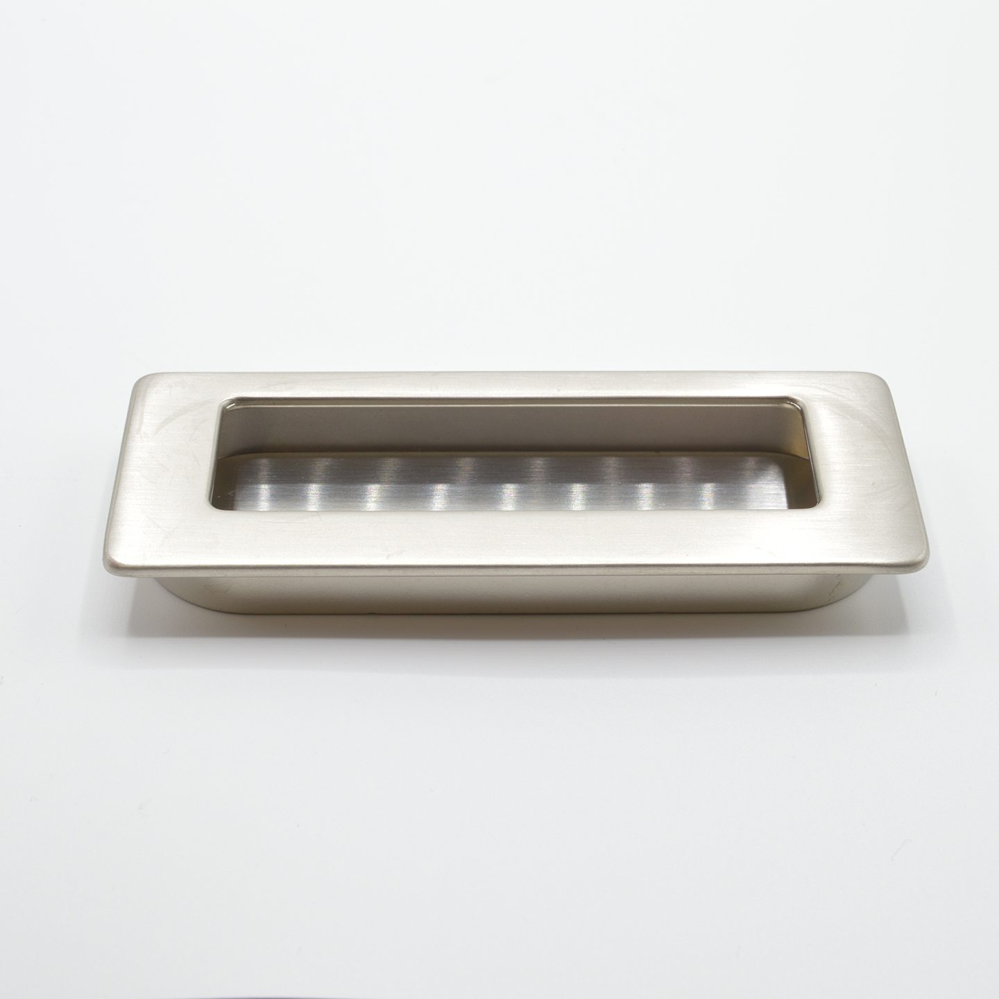 Poignée cuvette rectangulaire de meuble en zamac 113x42 mm NICKELÉ BROSSÉ - Gris / argent, Zamak – Image 3