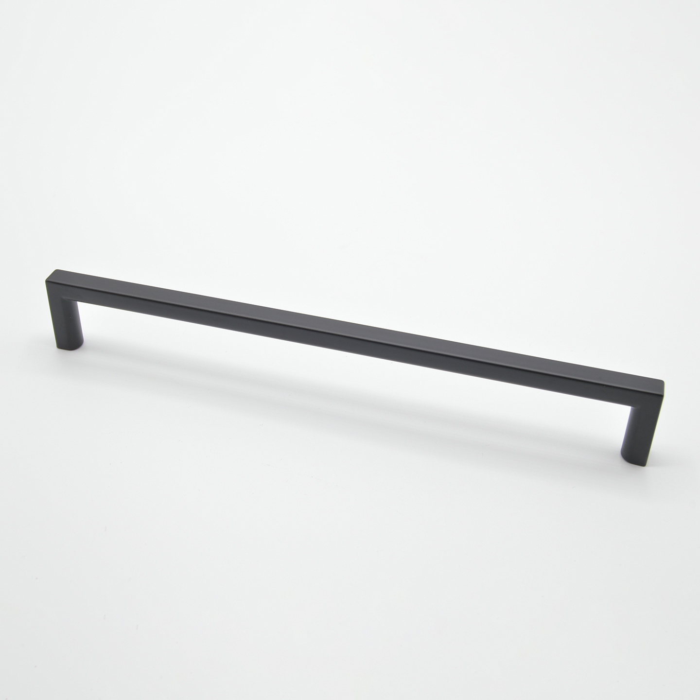 Poignée de meuble en zamac E 192 mm NOIR MAT - Zamak