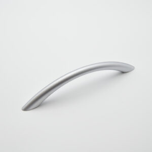 Poignée de meuble en zamac E 128 mm CHROME MAT – Gris / argent, Zamak