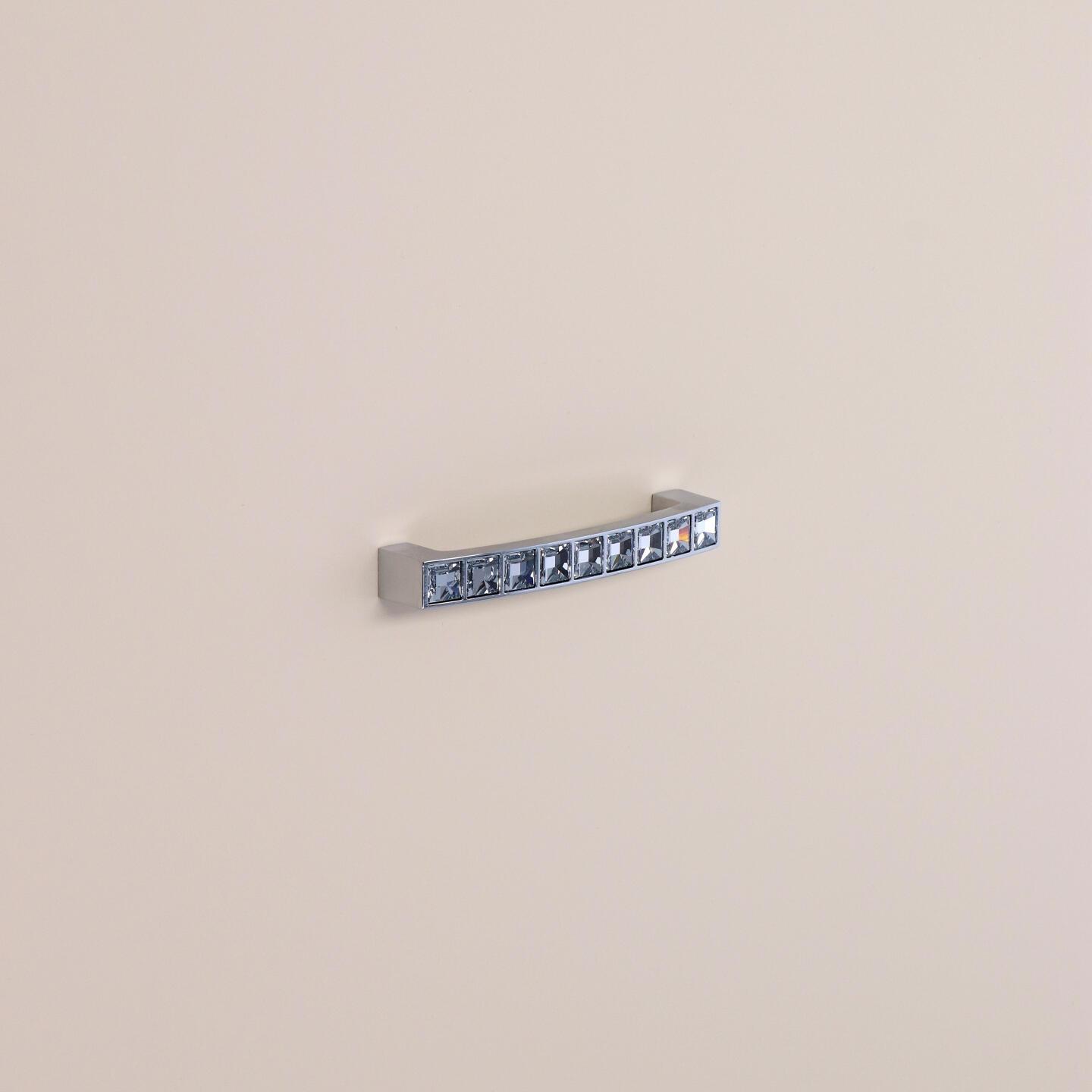 Poignée pour meubles en zamac et cristal Entraxe 96mm chrome poli - Gris / argent, Zamak – Image 5