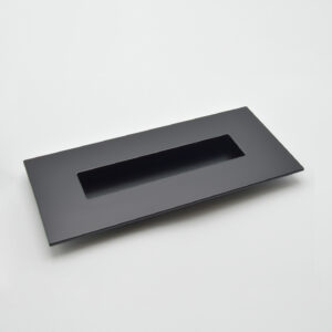 Poignée cuvette rectangulaire de meuble en zamac 155×73 mm NOIR MAT – Zamak