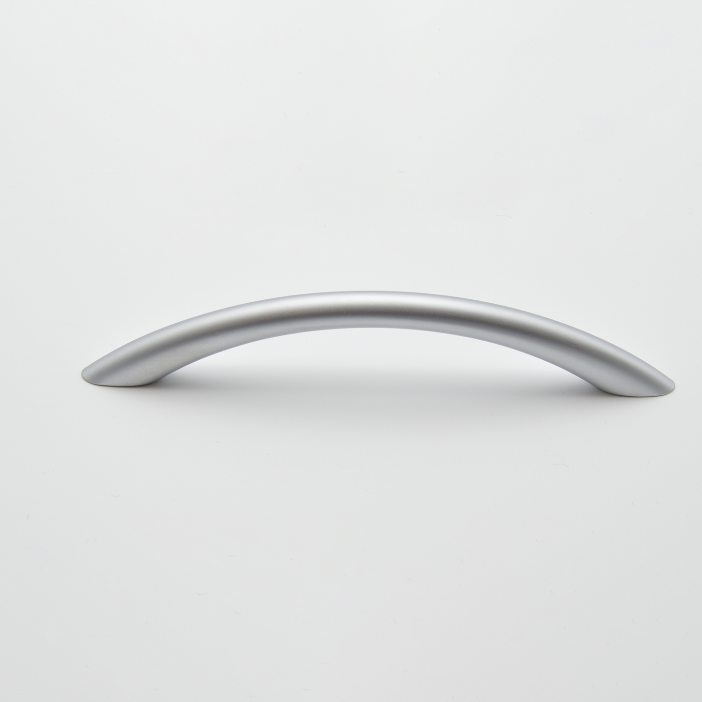 Poignée de meuble en zamac E 128 mm CHROME MAT - Gris / argent, Zamak – Image 3